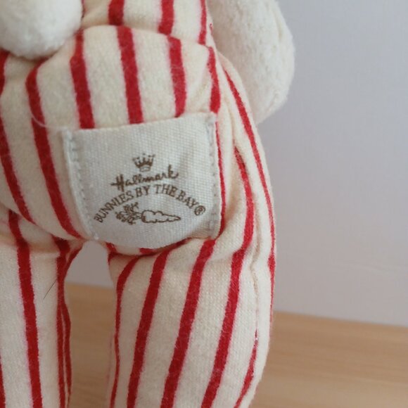 Bunnies By The Bay Christmas plush JOY PHIL - Picture 4 of 5